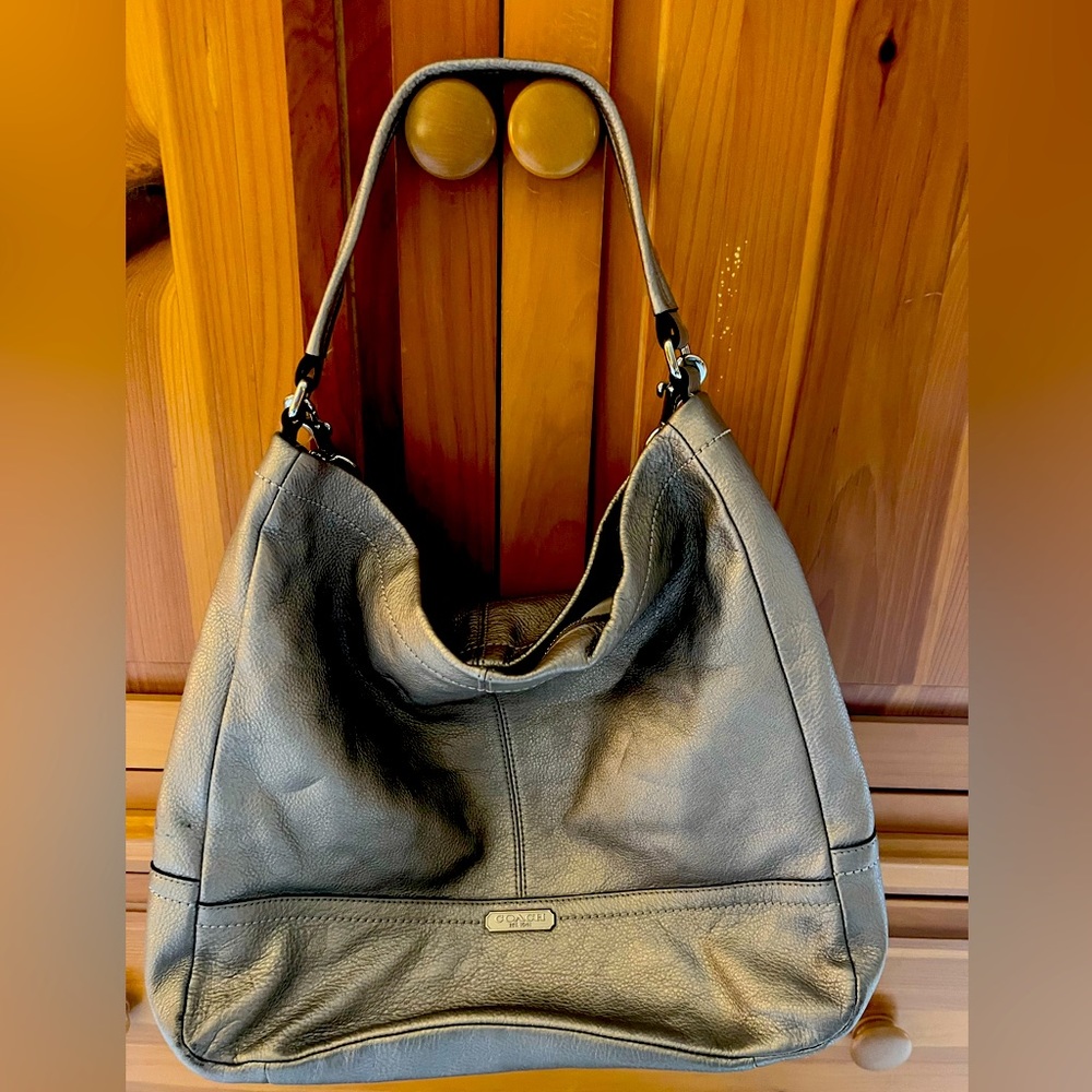 Gold coach, shoulder bag